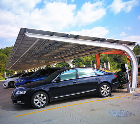 Solar-Carport-Montage